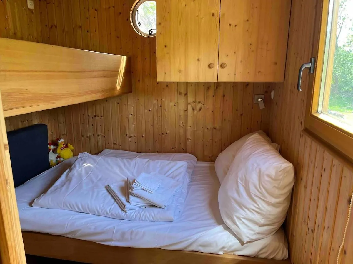 Overnight Stay In A Shepherd'S Wagon Tiny House München 0*,  Tyskland